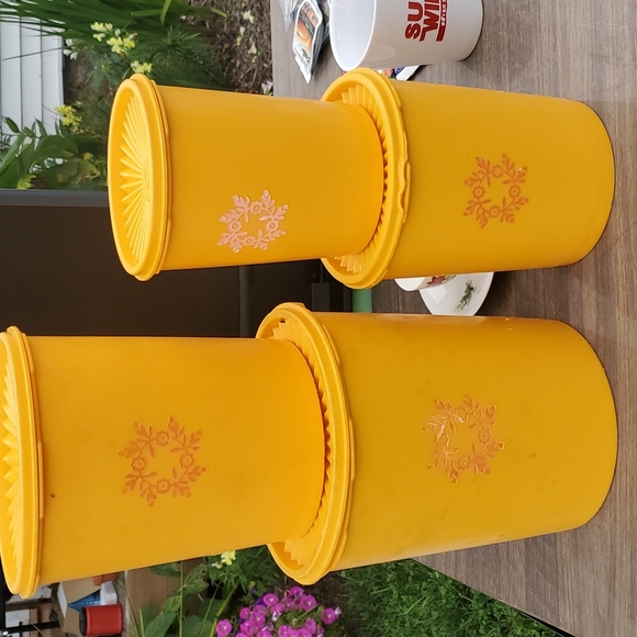 tupperware Other - Vintage Tupperware canister set